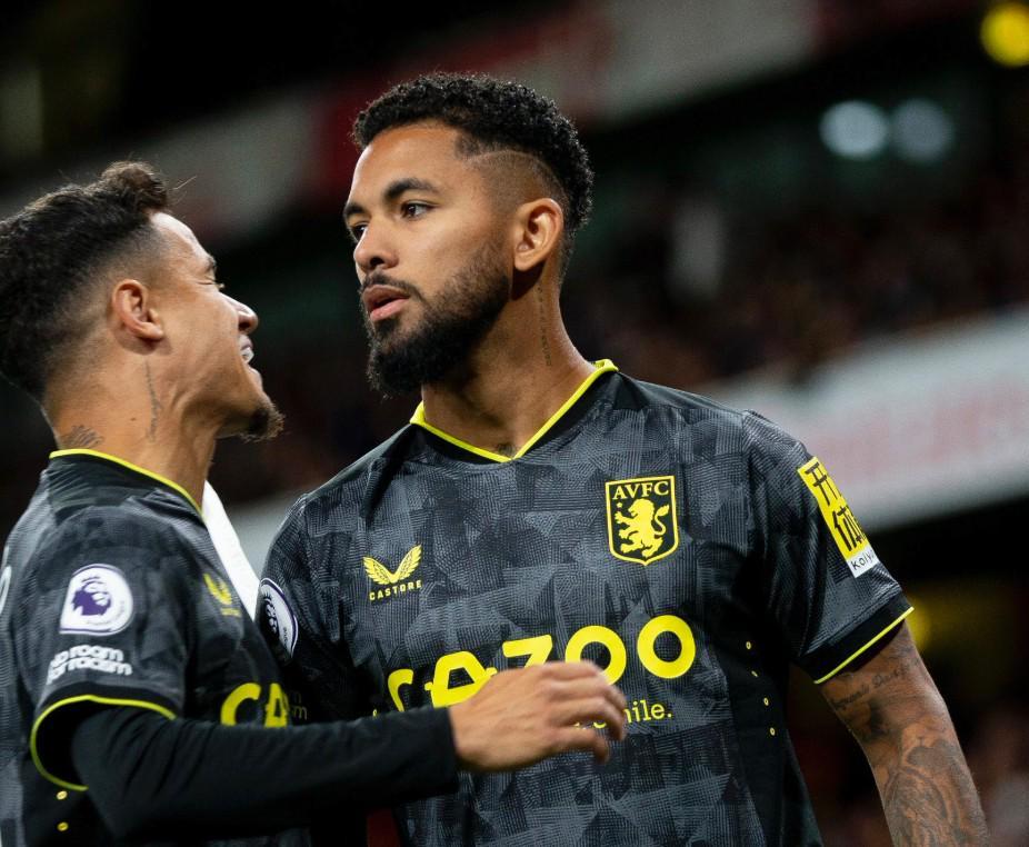 开云APP-莫雷托：维拉正尝试签回道格拉斯-路易斯，目前谈判进展顺利