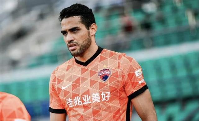 开云-卡尔德克不适致球队临战换将 深足已经进入疲劳期